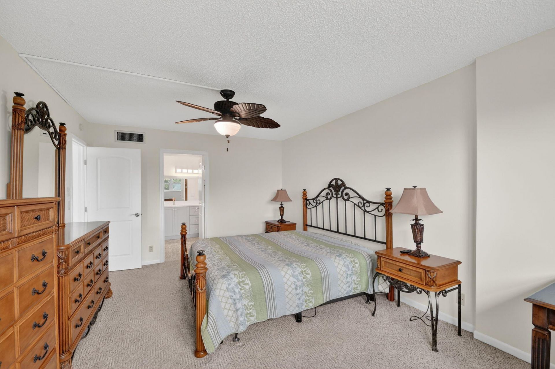 3425 Via Poinciana, Unit 403, Lake Worth, FL 33467 Photo