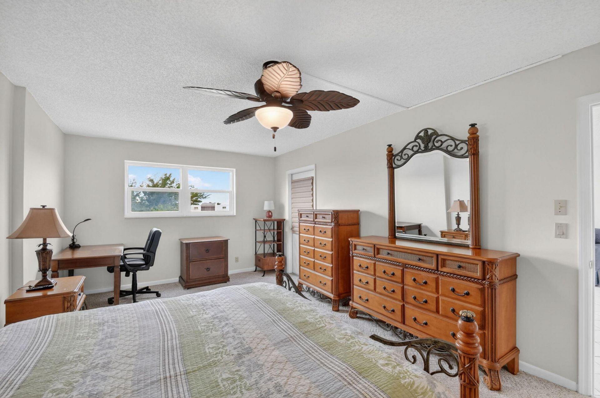 3425 Via Poinciana, Unit 403, Lake Worth, FL 33467 Photo