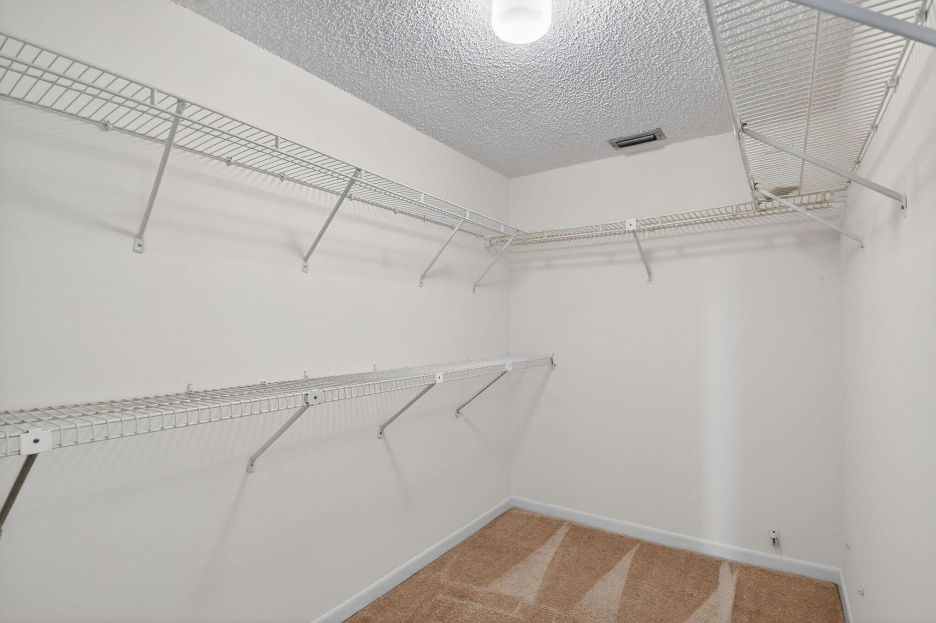3425 Via Poinciana, Unit 403, Lake Worth, FL 33467 Photo