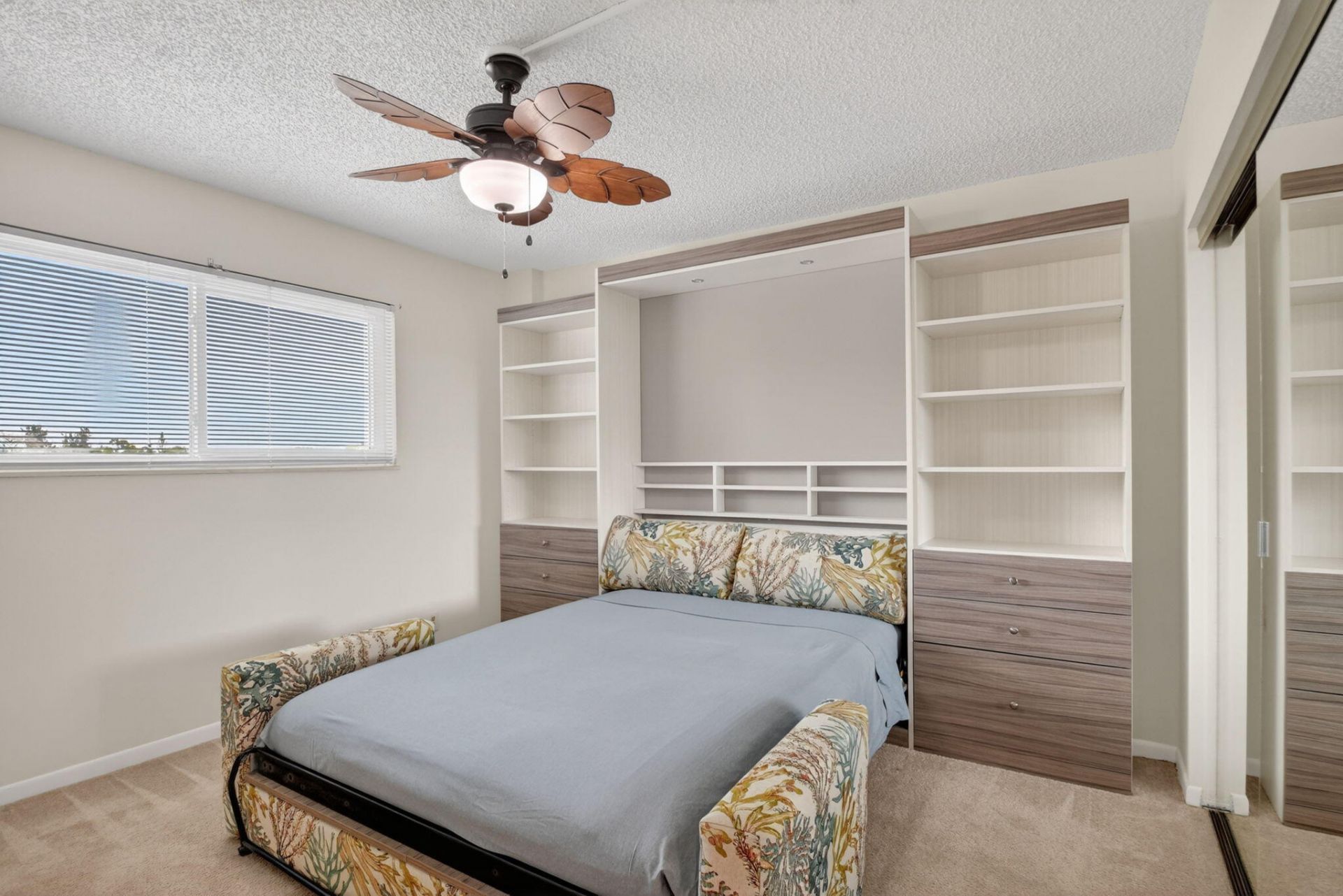 3425 Via Poinciana, Unit 403, Lake Worth, FL 33467 Photo