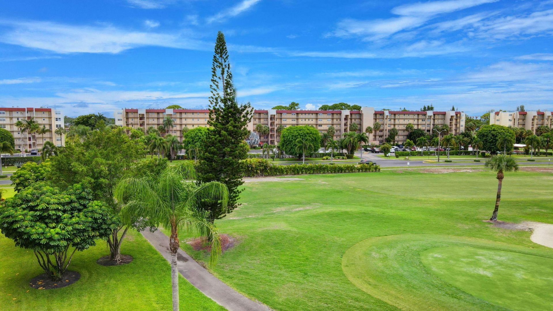 3425 Via Poinciana, Unit 403, Lake Worth, FL 33467 Photo