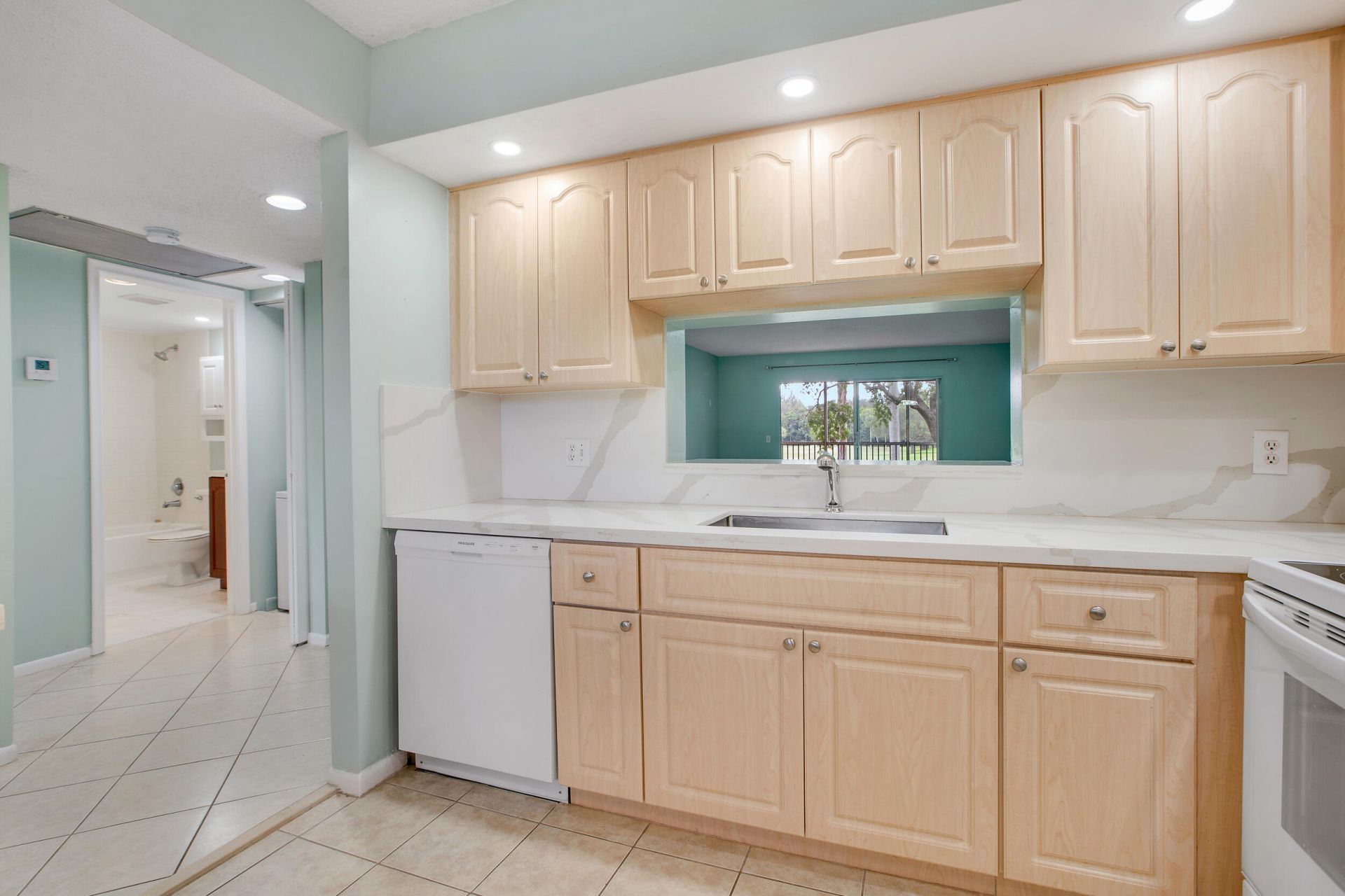 12800 SW 7th, Unit 206g, Pembroke Pines, FL 33027 Photo