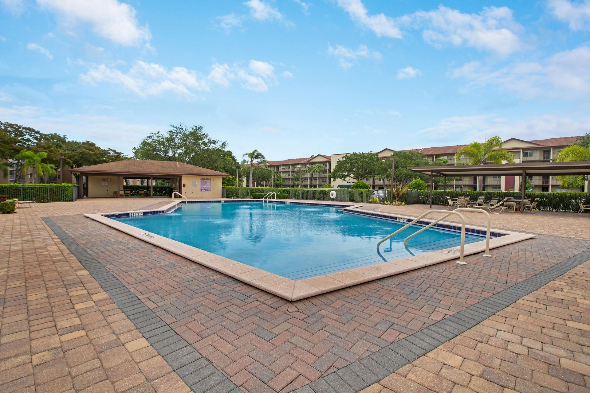 12800 SW 7th, Unit 206g, Pembroke Pines, FL 33027 Photo