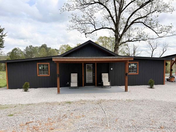 633 Smith Rd, Winfield, AL 35594