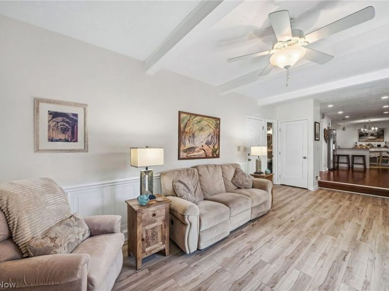 27631 Edgepark Boulevard , North Olmsted, OH 44070 Photo 12