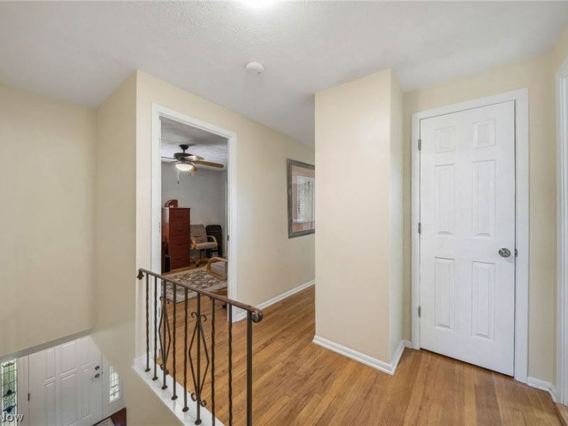 27631 Edgepark Boulevard , North Olmsted, OH 44070 Photo 16