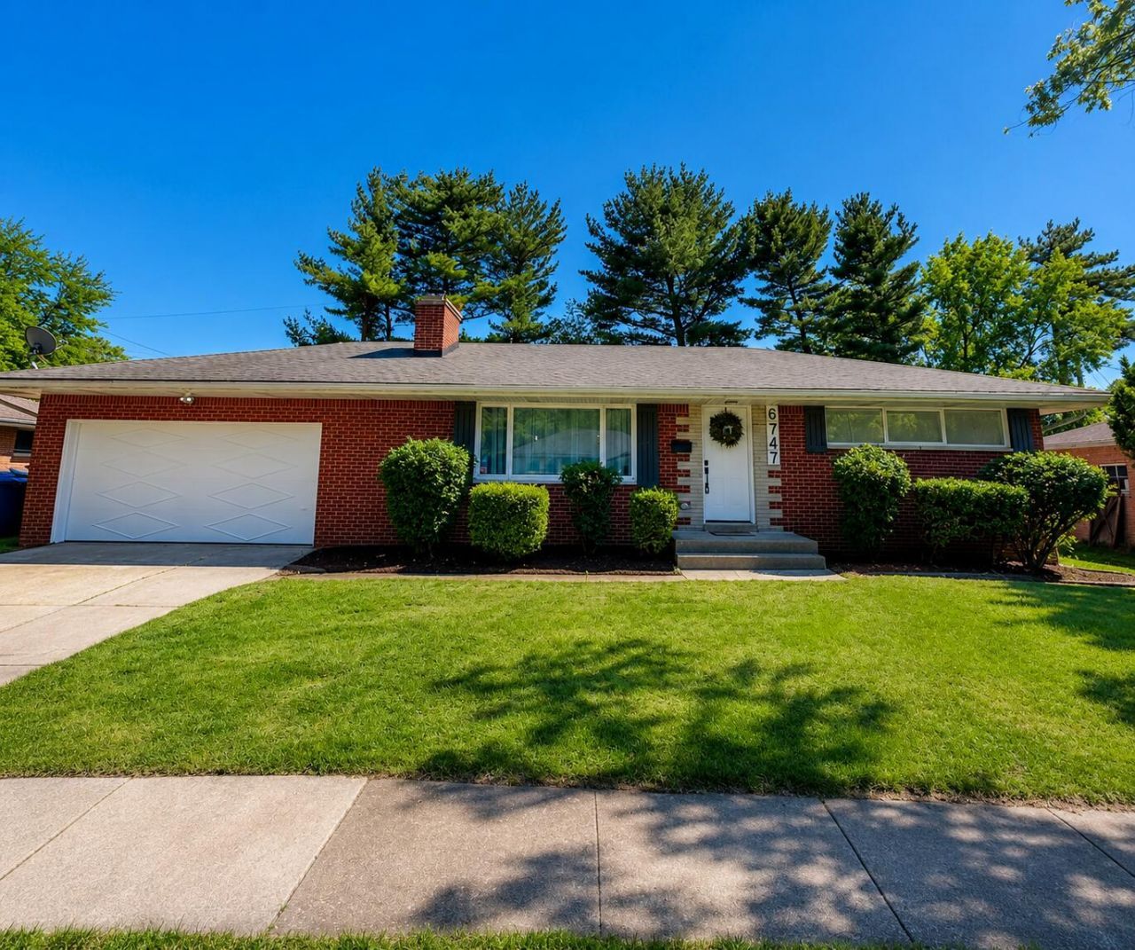 6747 Birch Place, Gary, IN 46403 Main Photo