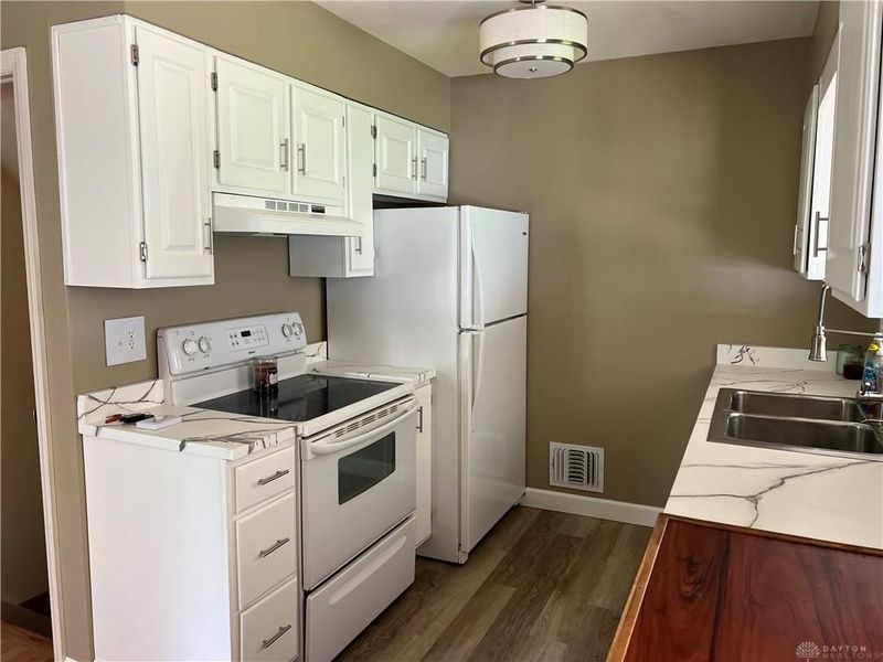 116 S Hayden Avenue, Dayton, OH 45431 Photo 7