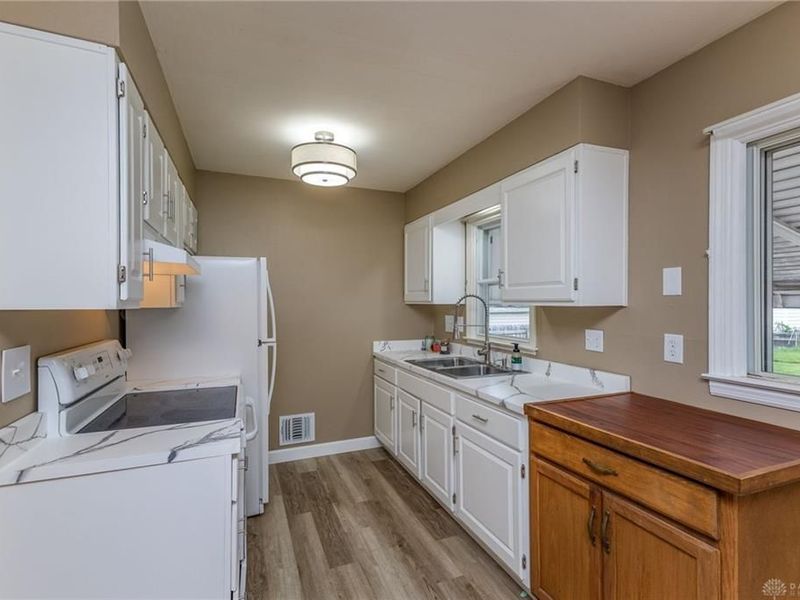116 S Hayden Avenue, Dayton, OH 45431 Photo 7