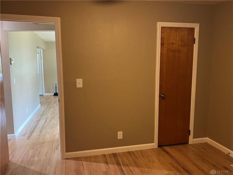 116 S Hayden Avenue, Dayton, OH 45431 Photo 9