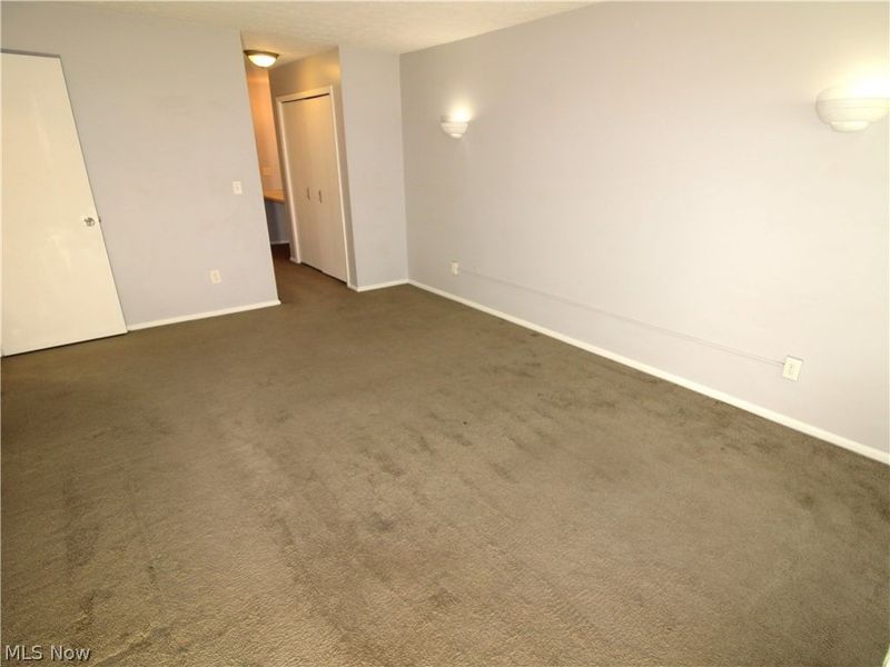 1217 W River Road N, Unit D1, Elyria, OH 44035 Photo 18