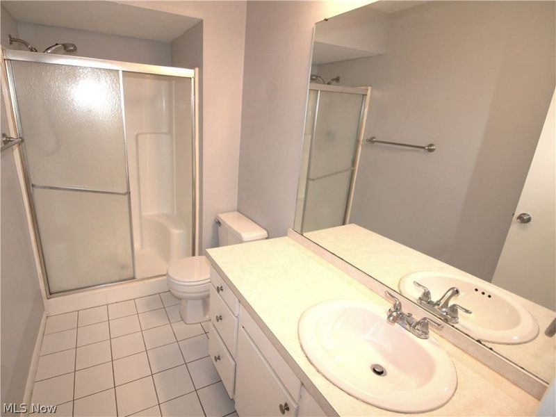 1217 W River Road N, Unit D1, Elyria, OH 44035 Photo 28