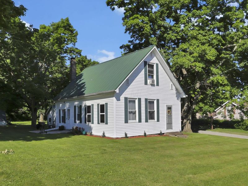 110 S Walnut Street , Lithopolis, OH 43136 Photo 1