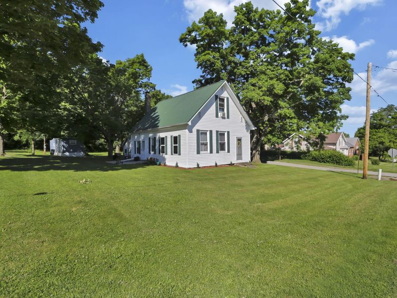 110 S Walnut Street , Lithopolis, OH 43136 Photo 2