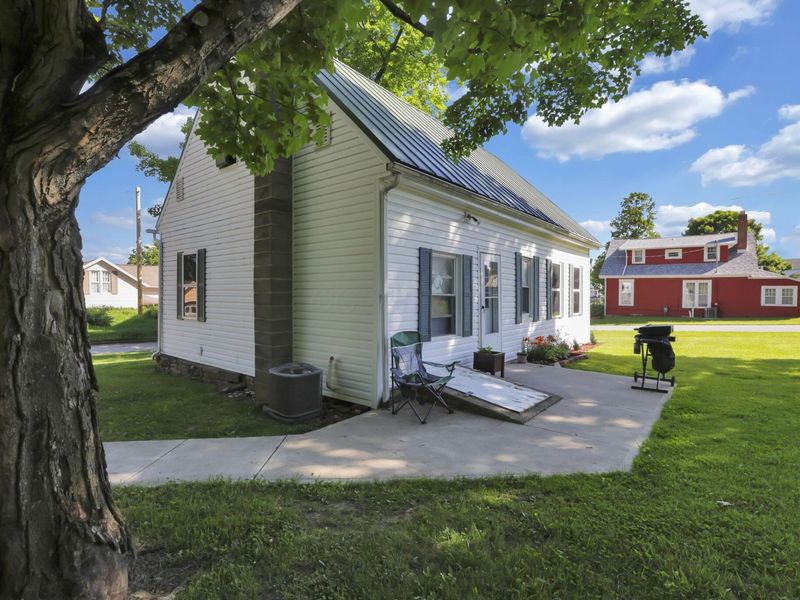 110 S Walnut Street , Lithopolis, OH 43136 Photo 9