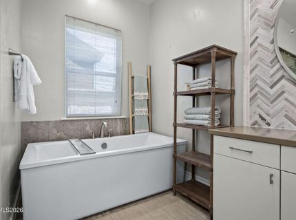 724 W Pleasant Oak Trail, Reno, NV 89509 Photo
