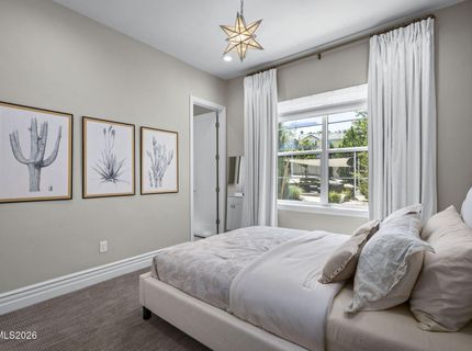 724 W Pleasant Oak Trail, Reno, NV 89509 Photo