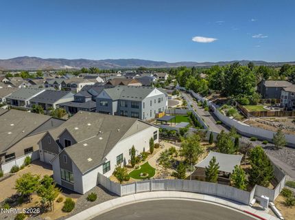 724 W Pleasant Oak Trail, Reno, NV 89509 Photo