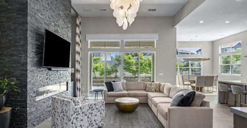 724 W Pleasant Oak Trail, Reno, NV 89509 Photo