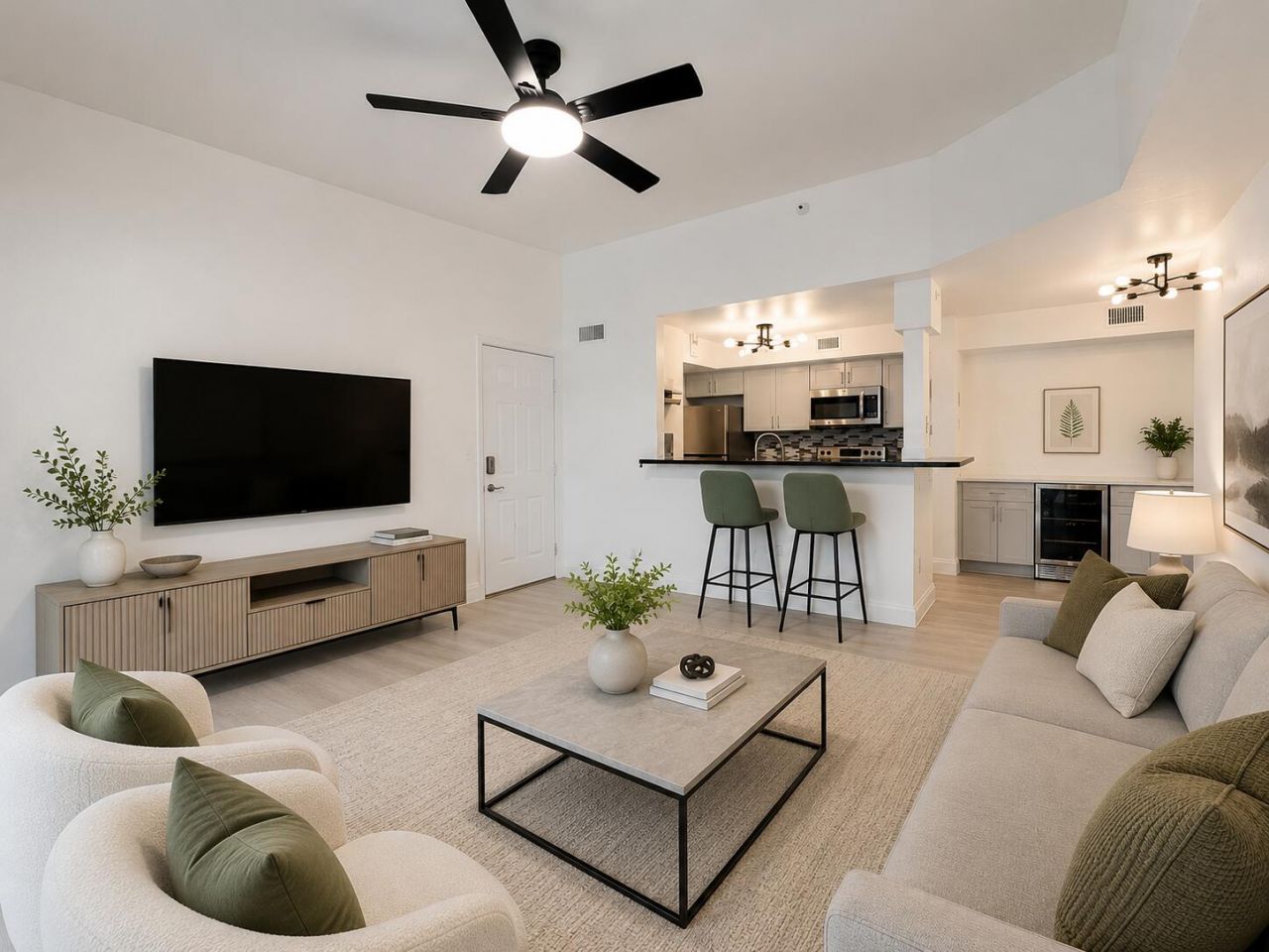 117 Yacht Club Way, Unit 307, Hypoluxo, FL 33462 Photo