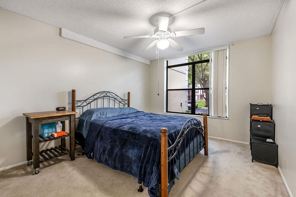 3680 Inverrary Drive, Unit 1v, Lauderhill, FL 33319 Photo