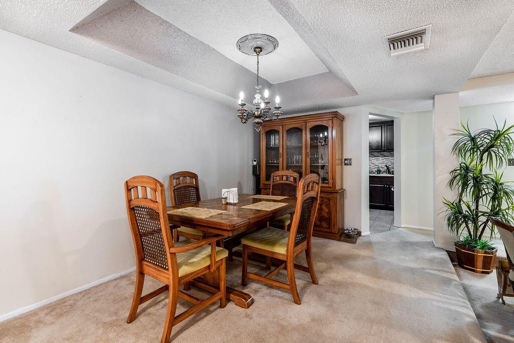 3680 Inverrary Drive, Unit 1v, Lauderhill, FL 33319 Photo