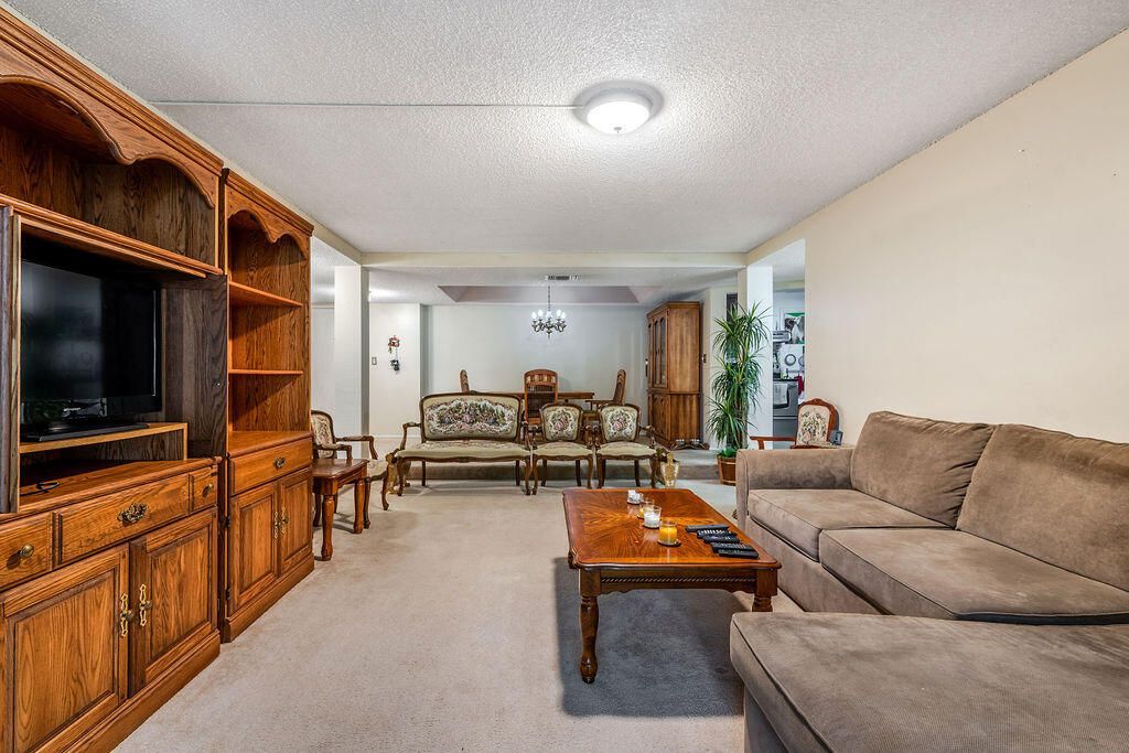 3680 Inverrary Drive, Unit 1v, Lauderhill, FL 33319 Photo