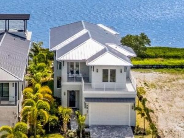 4842 S Harbor Drive, Vero Beach, FL 32967