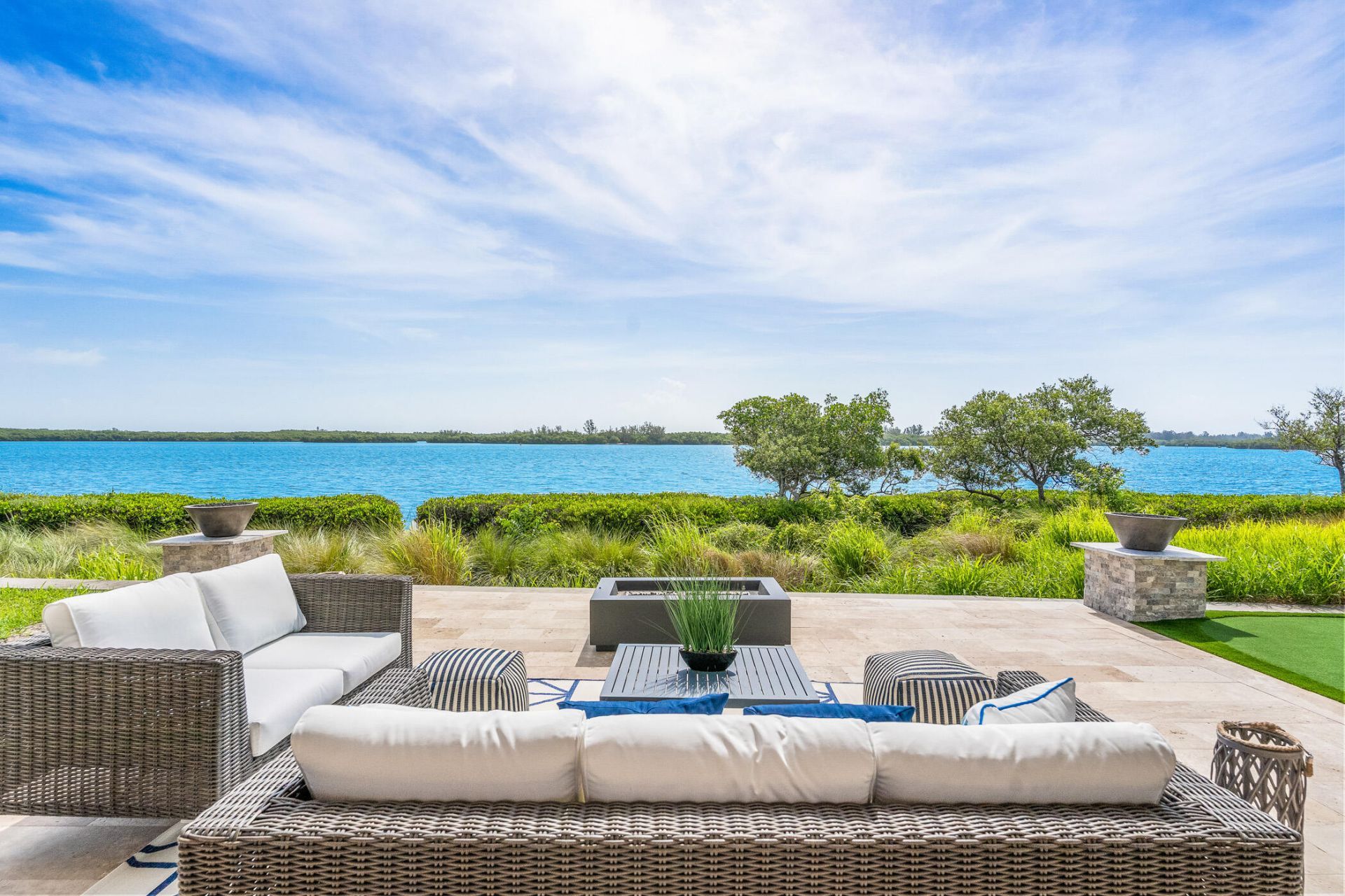 4842 S Harbor Drive, Vero Beach, FL 32967 Photo
