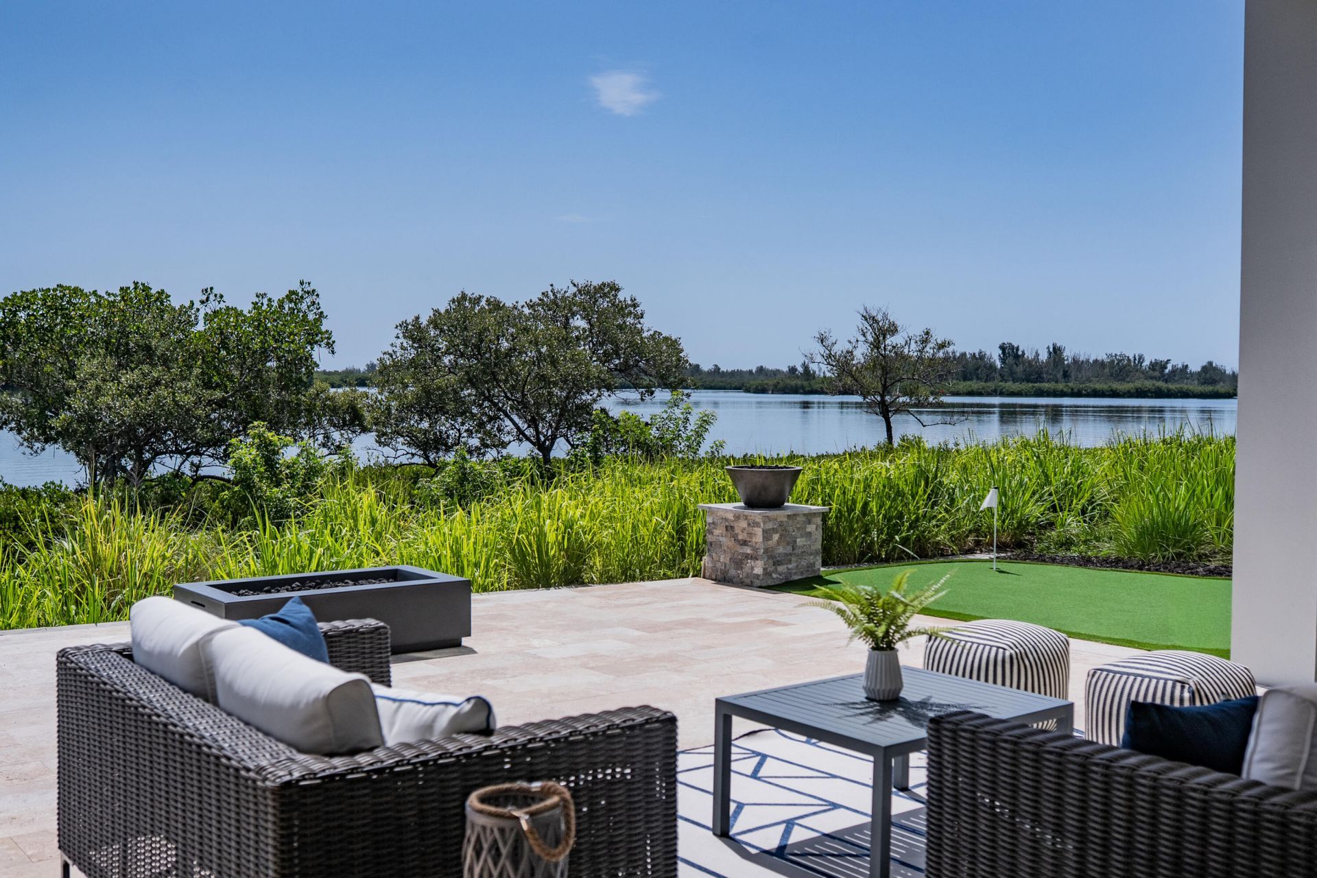 4842 S Harbor Drive, Vero Beach, FL 32967 Photo