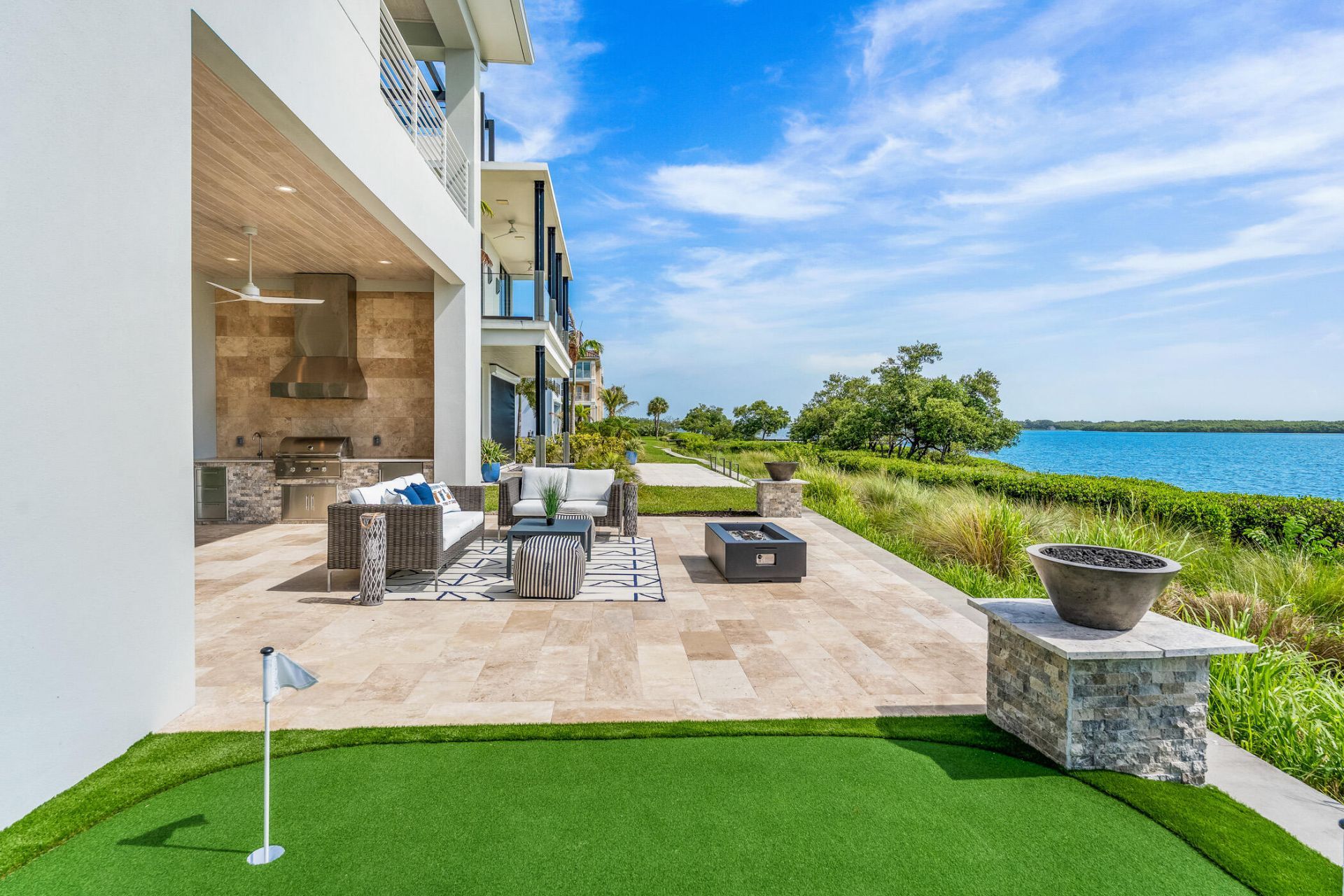 4842 S Harbor Drive, Vero Beach, FL 32967 Photo