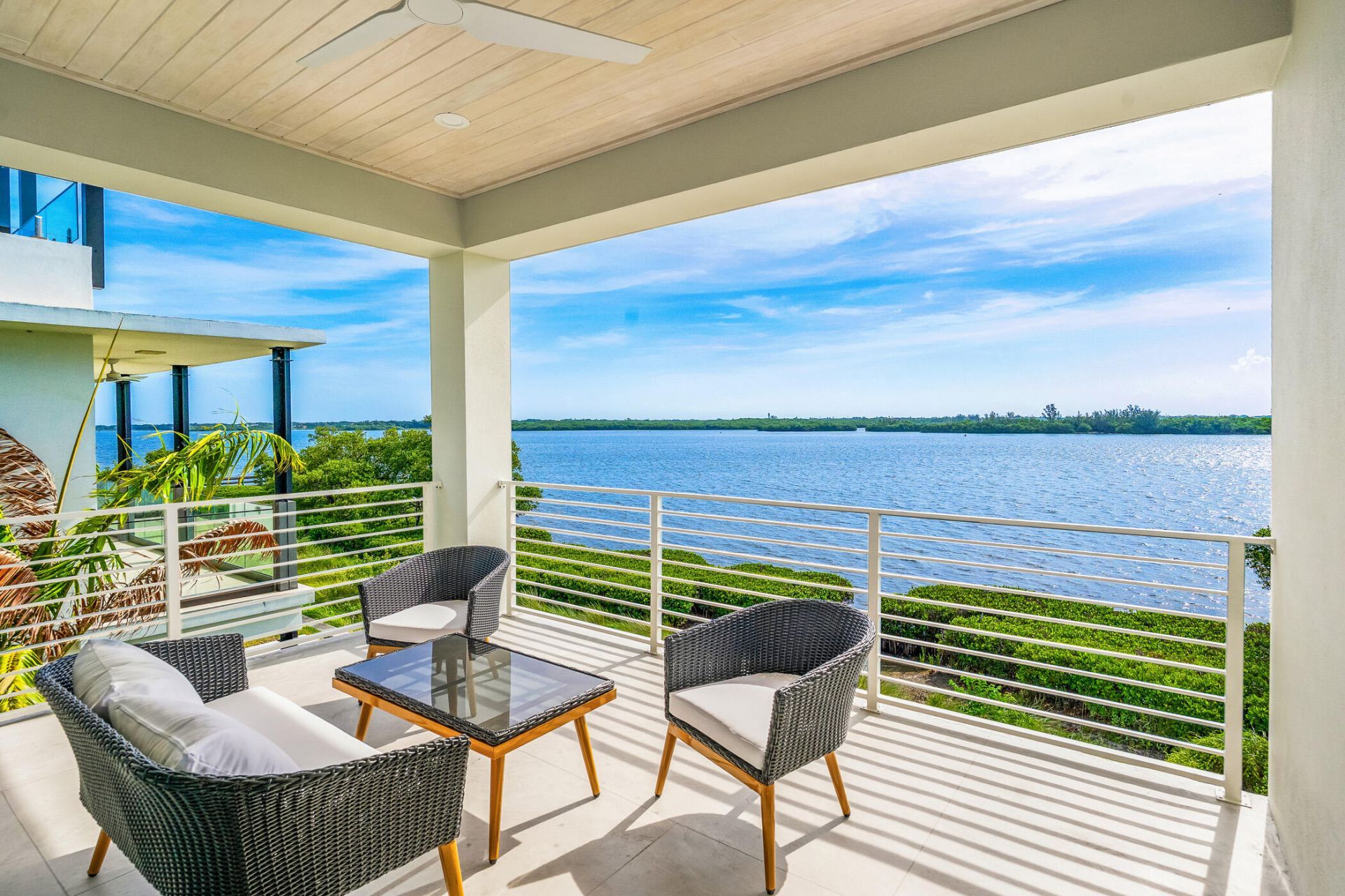 4842 S Harbor Drive, Vero Beach, FL 32967 Photo