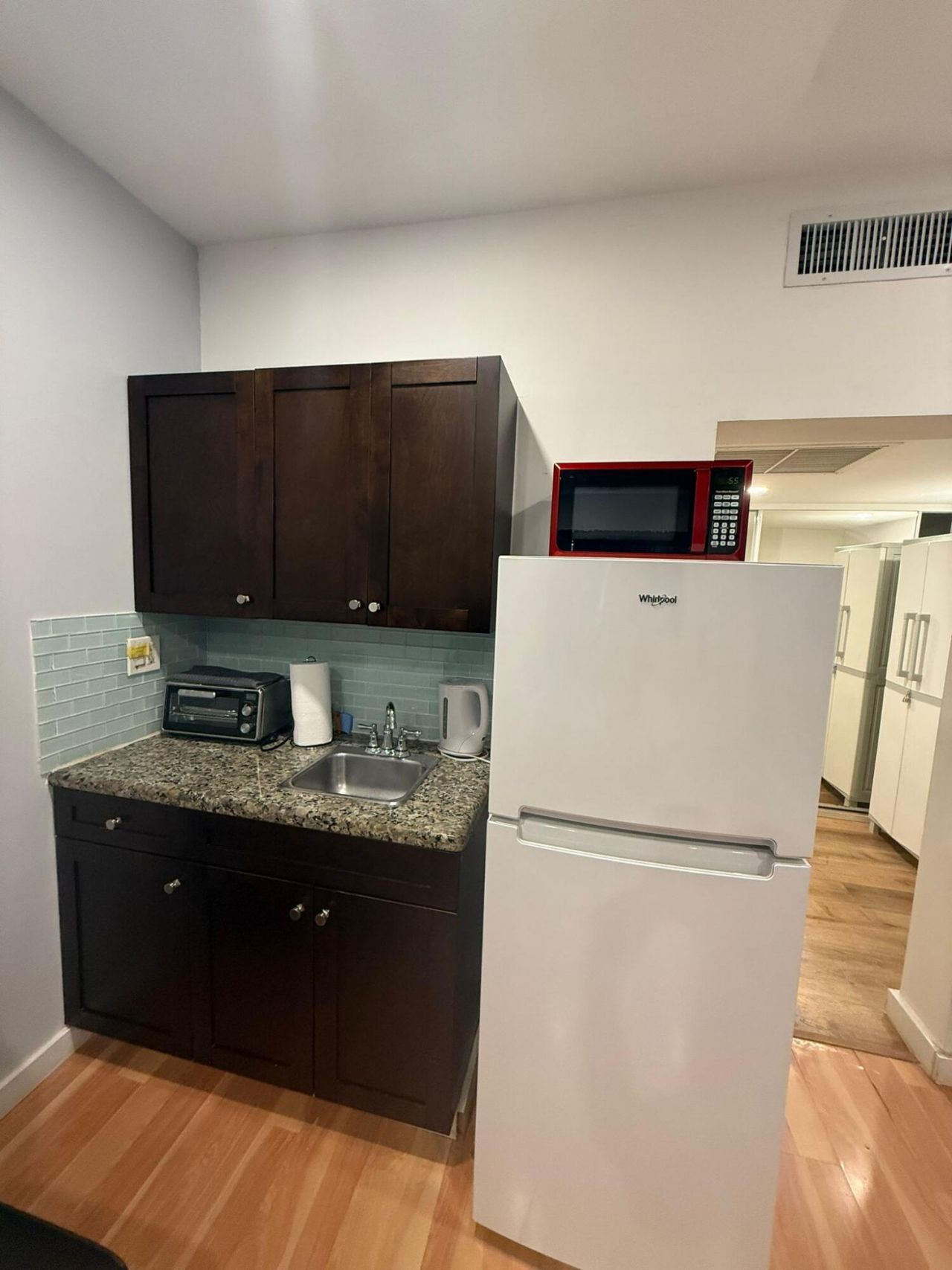26 Diplomat Parkway, Unit 2223, Hallandale Beach, FL 33009 Photo