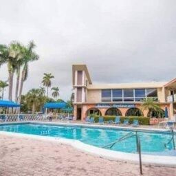 26 Diplomat Parkway, Unit 2223, Hallandale Beach, FL 33009 Photo