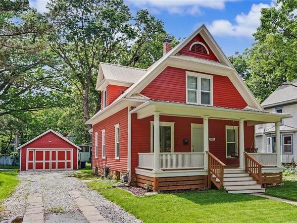 1521 Rhode Island Street, Lawrence, KS 66044