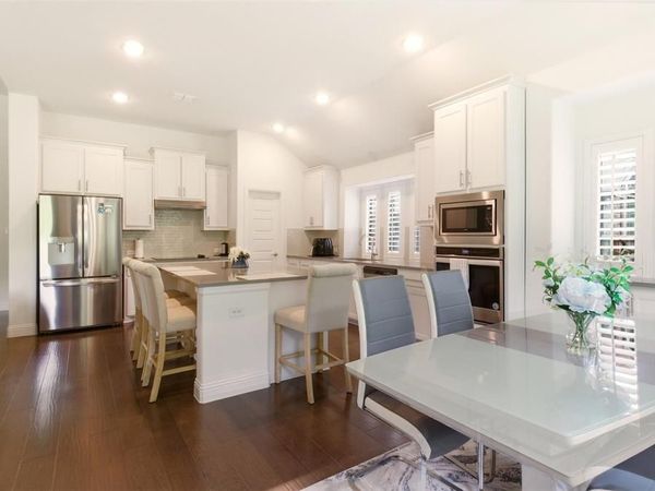 510 Royal Oaks Lane, Oak Point, TX 75068