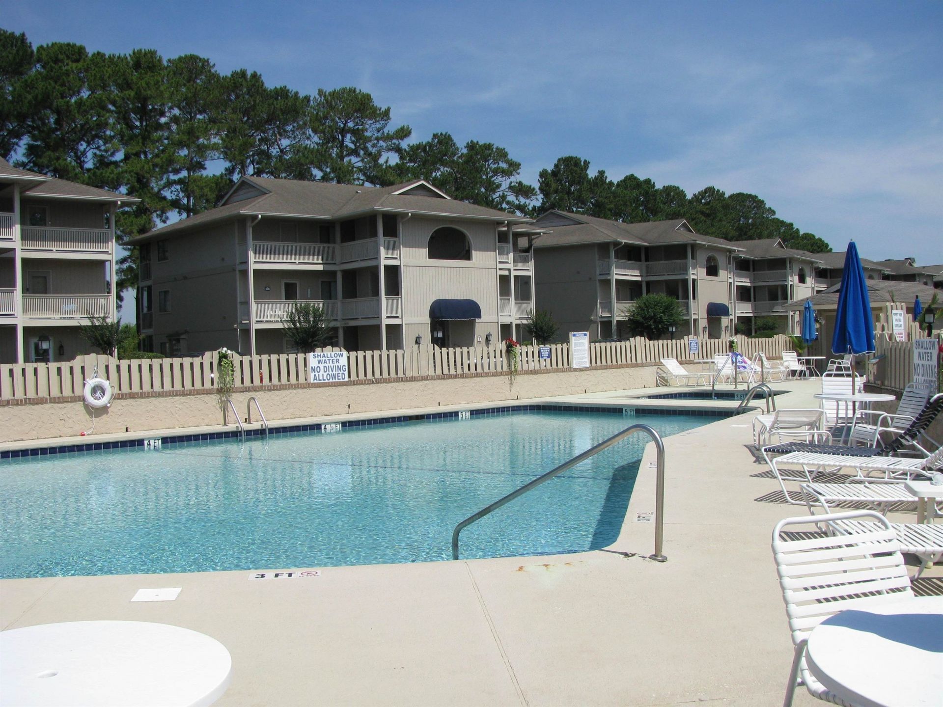 4101 Pinehurst Circle  Photo 22