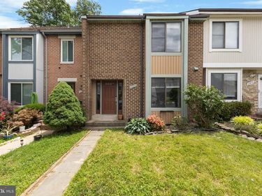 2813 CAMBRIDGE DRIVE , WOODBRIDGE, VA 22192