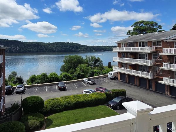 51 Maple Avenue , Unit 3B, Hastings-on-Hudson, NY 10706