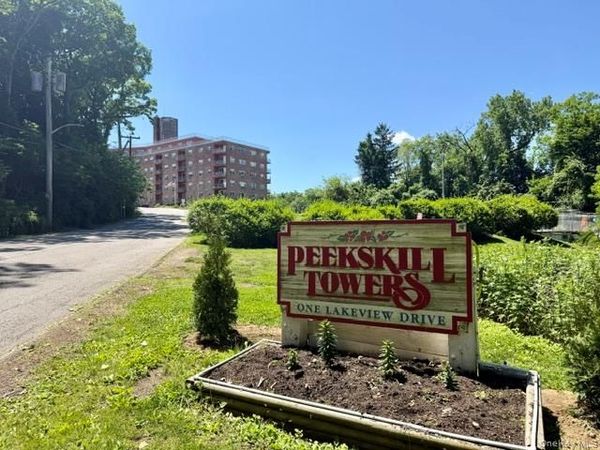 1 Lakeview Drive, Unit #4  0, Peekskill, NY 10566