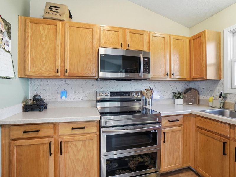 152 Rome Drive, Pataskala, OH 43062 Photo 11