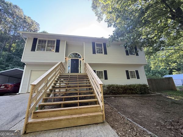 110 Balouse Gilley Drive, Carrollton, GA 30116