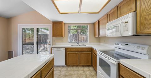 4379 Pescado Way, Reno, NV 89502 Photo