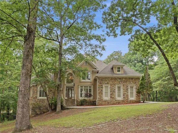 3725 Wickloe Court , Snellville, GA 30039