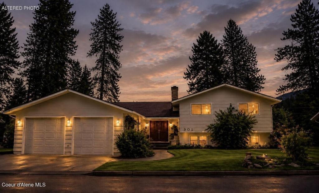 301 Woodland Dr, Pinehurst, ID 83850 Main Photo