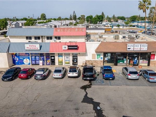 10400 Main Street , Lamont, CA 93241