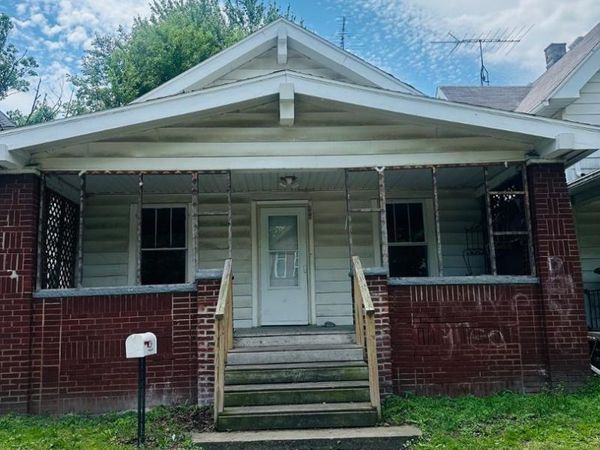 226 E Pearl Street, Toledo, OH 43608