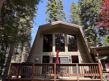 105 Marion Trail, Lake Almanor, CA 96020 Photo