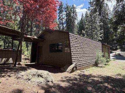 105 Marion Trail, Lake Almanor, CA 96020 Photo