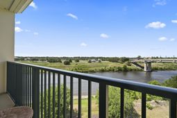 8121 Amalfi Pl.  photo 4